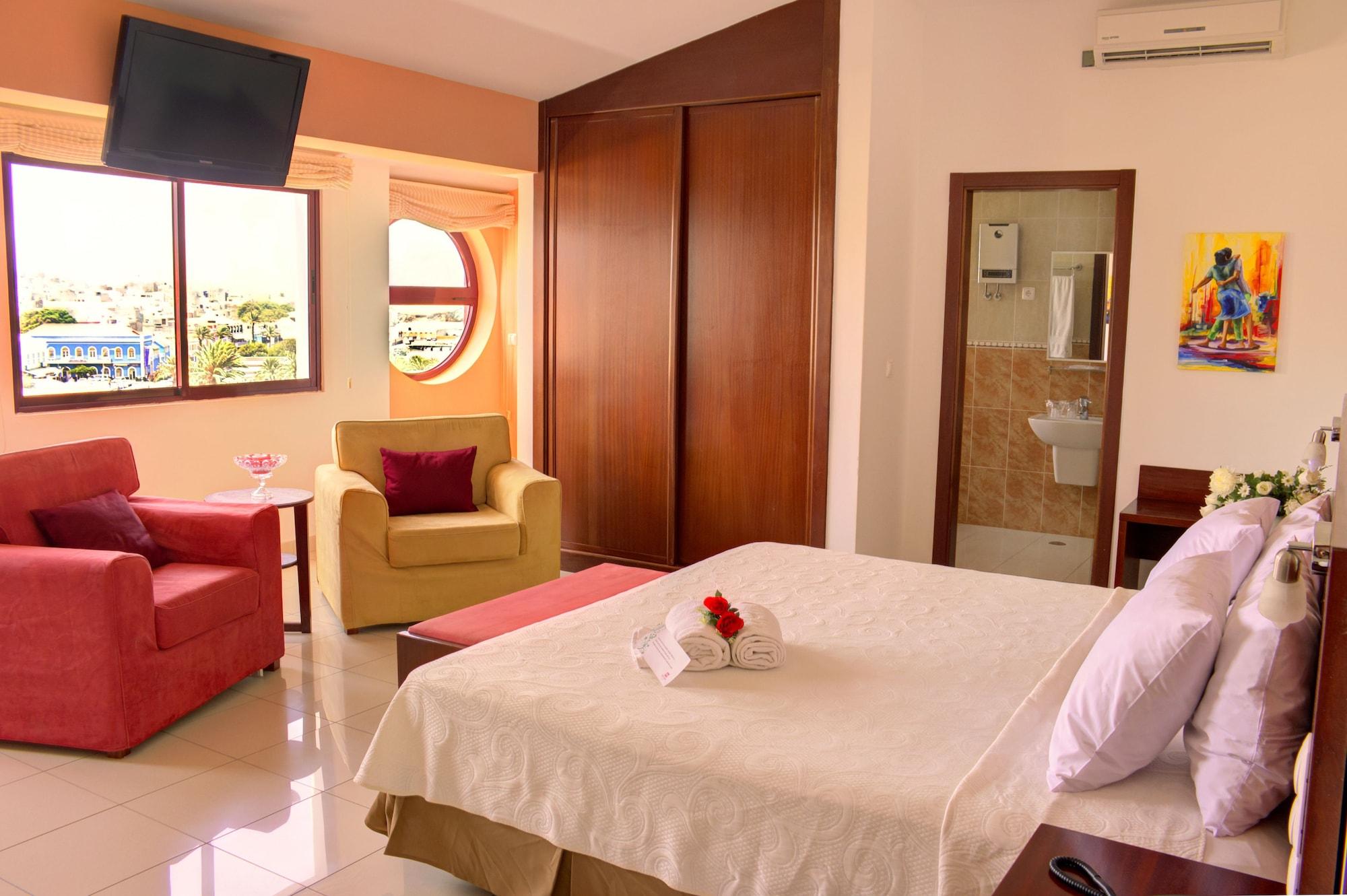 Hotel Livvo Don Paco Mindelo Ngoại thất bức ảnh