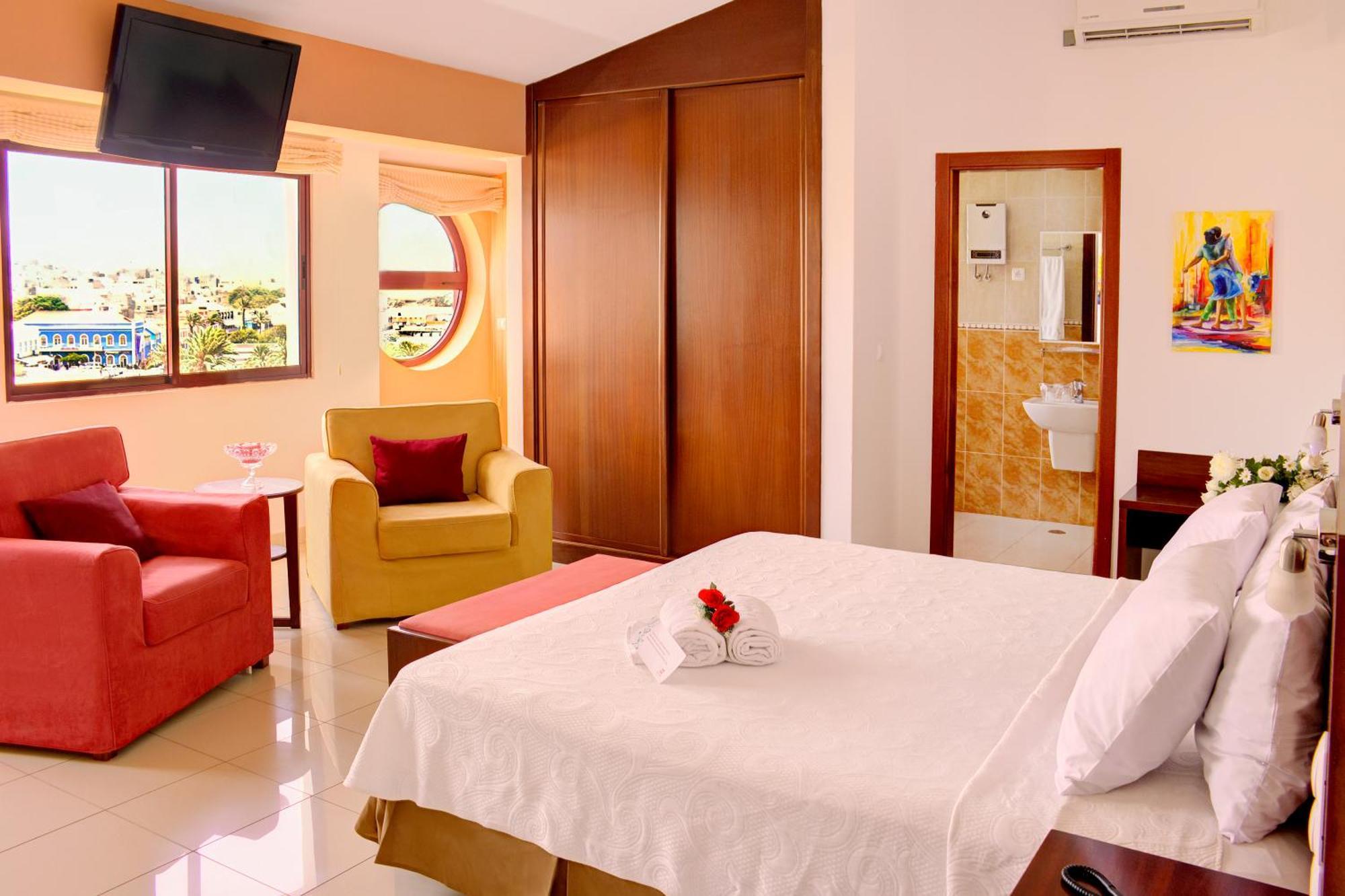 Hotel Livvo Don Paco Mindelo Ngoại thất bức ảnh