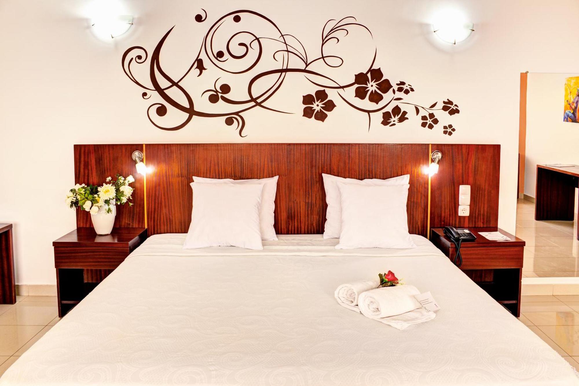 Hotel Livvo Don Paco Mindelo Ngoại thất bức ảnh