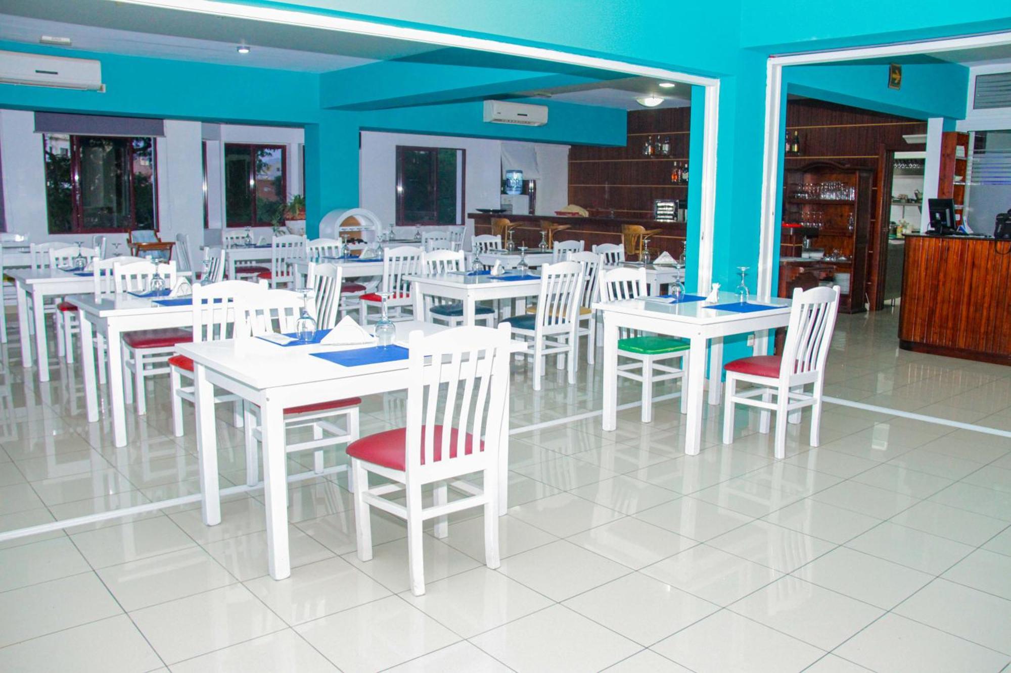 Hotel Livvo Don Paco Mindelo Ngoại thất bức ảnh