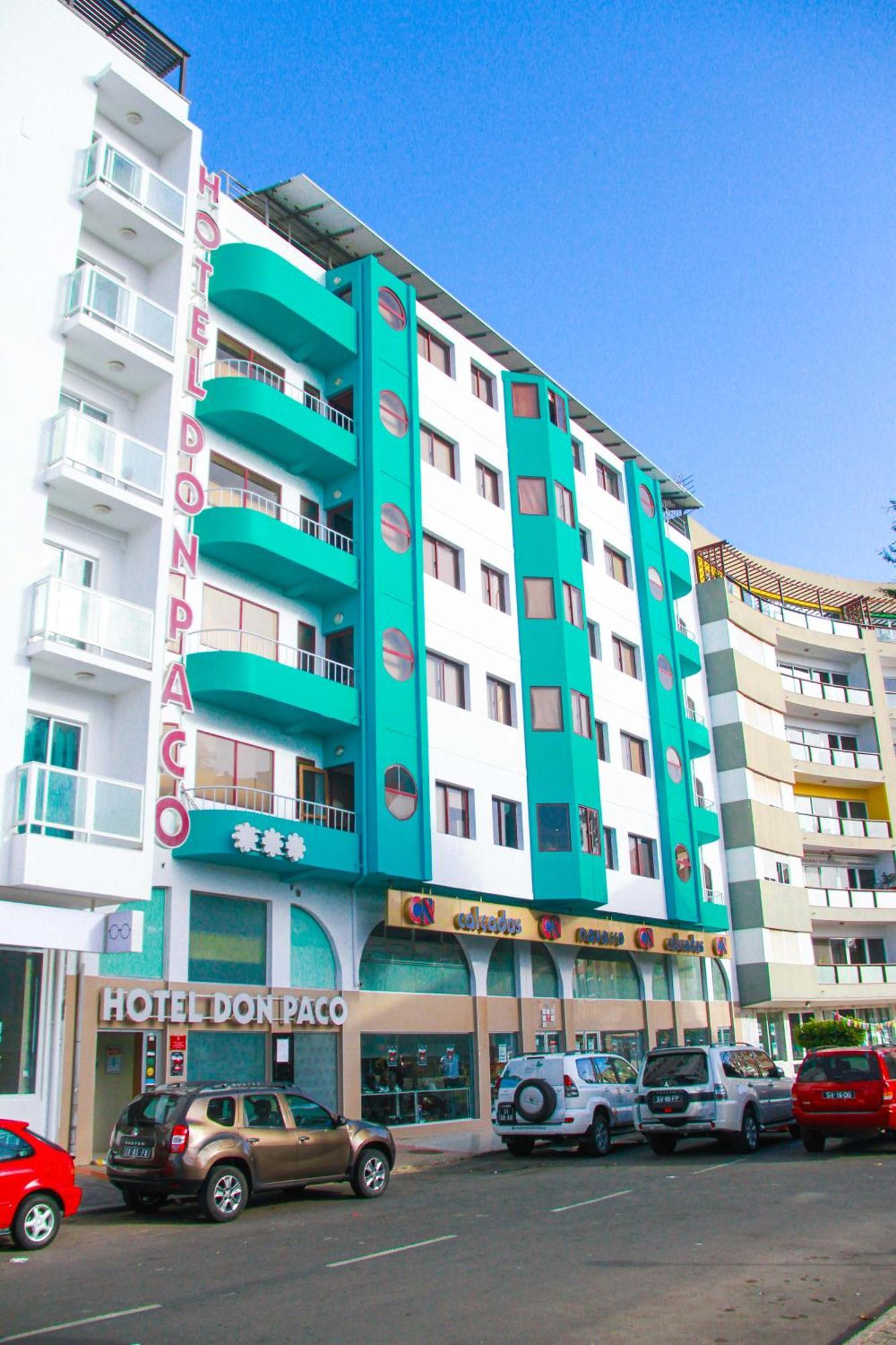 Hotel Livvo Don Paco Mindelo Ngoại thất bức ảnh