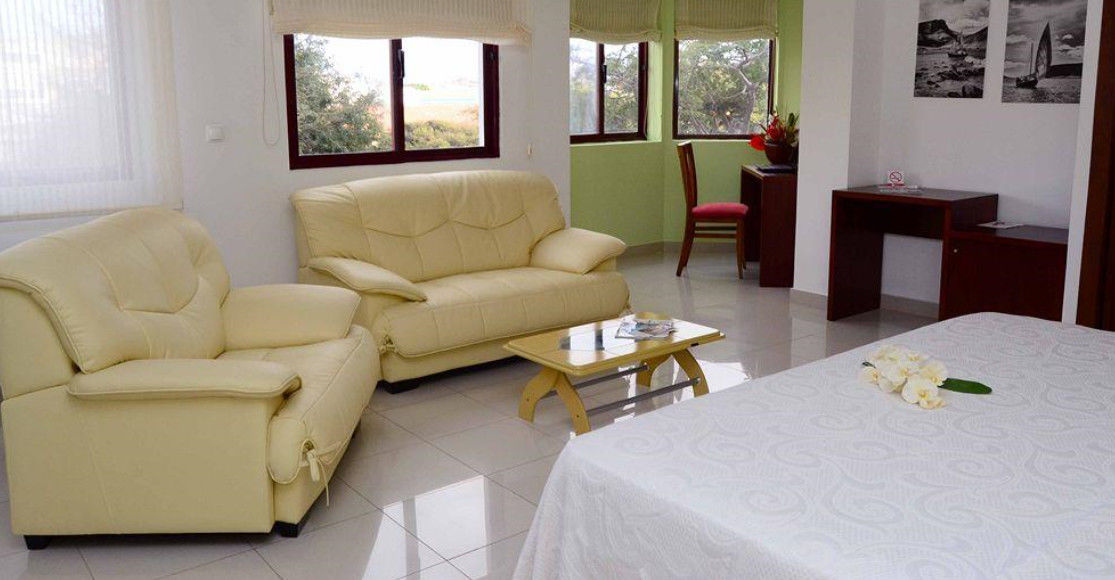 Hotel Livvo Don Paco Mindelo Ngoại thất bức ảnh